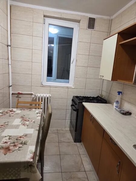 Berceni, sector 4 apartament 2 camere 50 mp